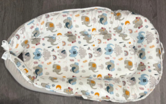 Fasando baby lounger in grey elephant print